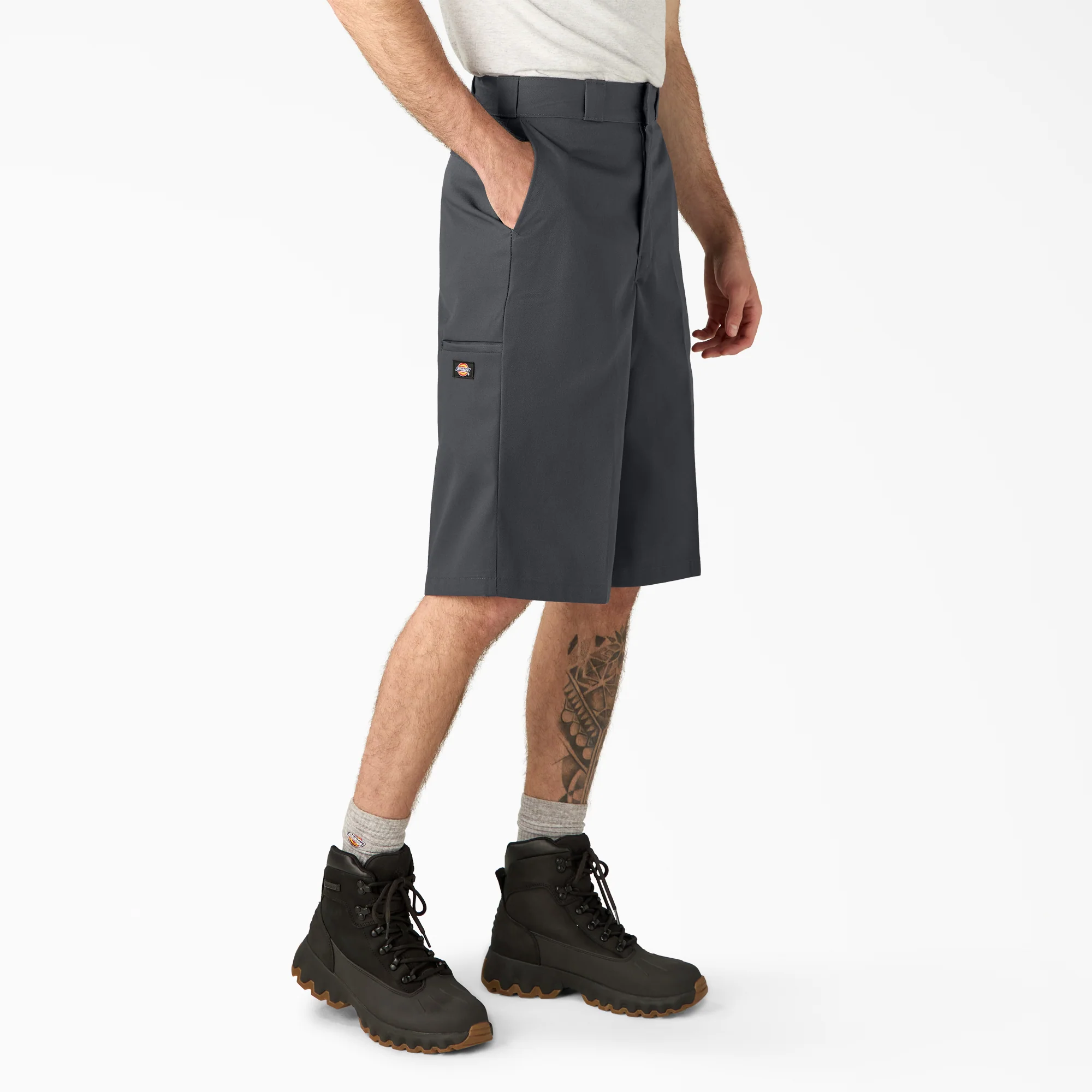 Loose Fit Multi-Use Pocket Work Shorts, 15" - Image 4